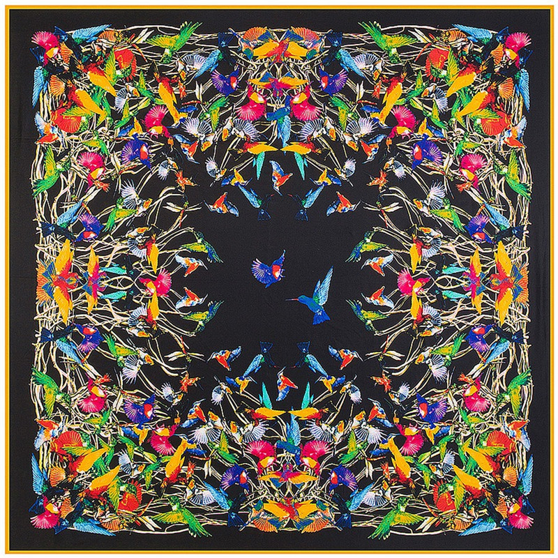 Scarf Silk Square - وشاح من التويل الحريري 100% ماركة