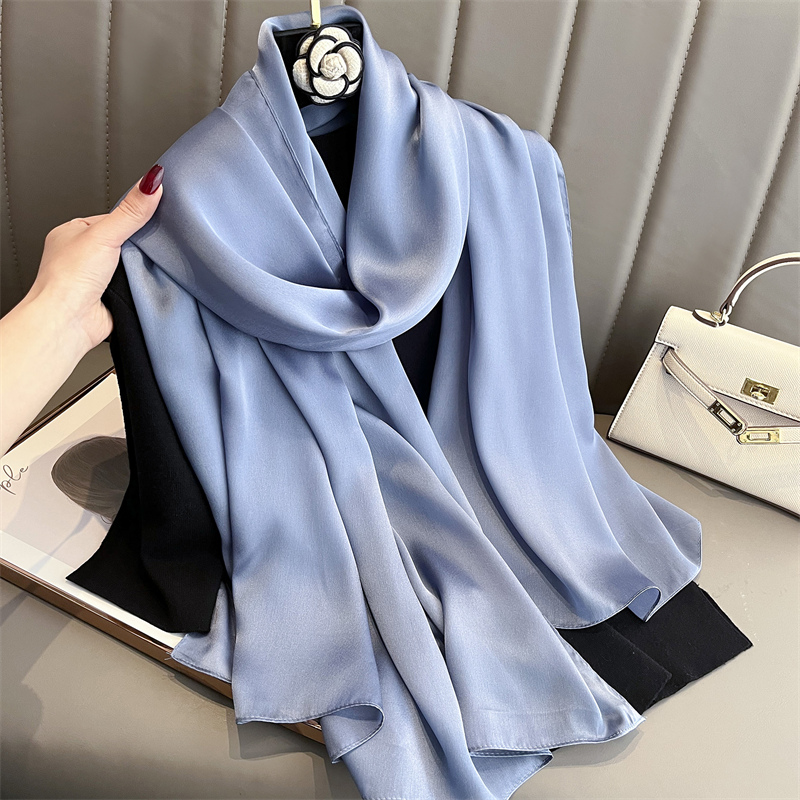2024 العلامة التجارية الفاخرة  - مراجعة Silk Neck Scarf وسعره